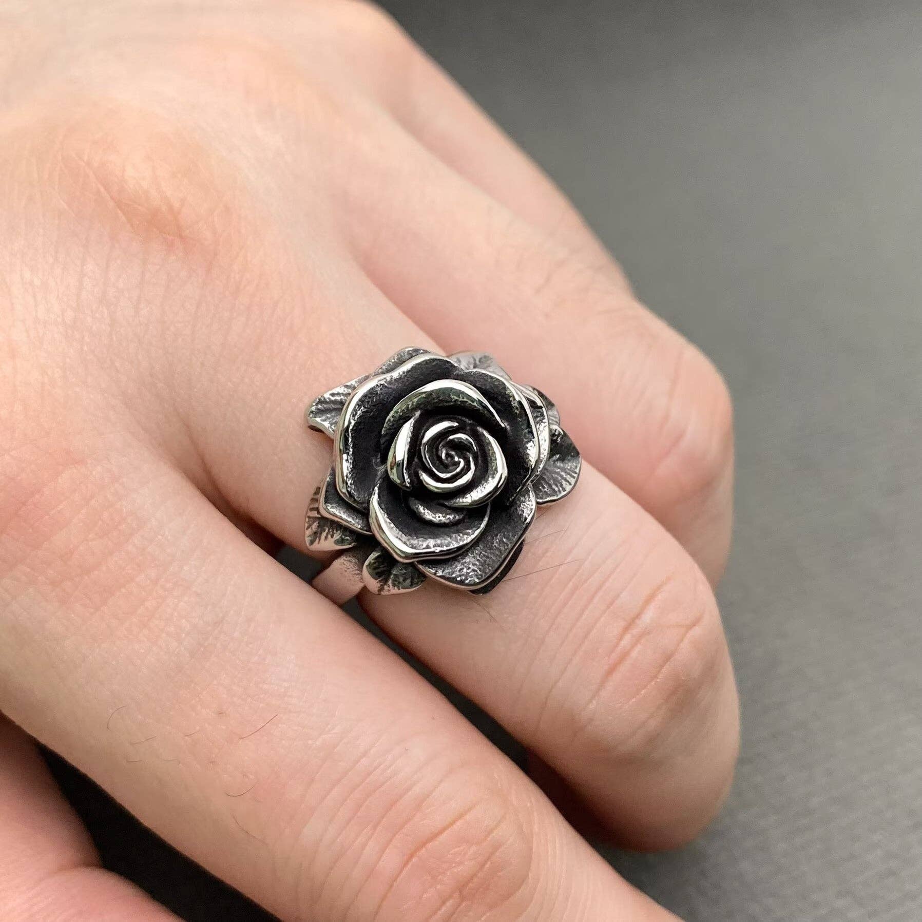 Unisex Camellia Flower Stainless Steel Ring - MJ/MR