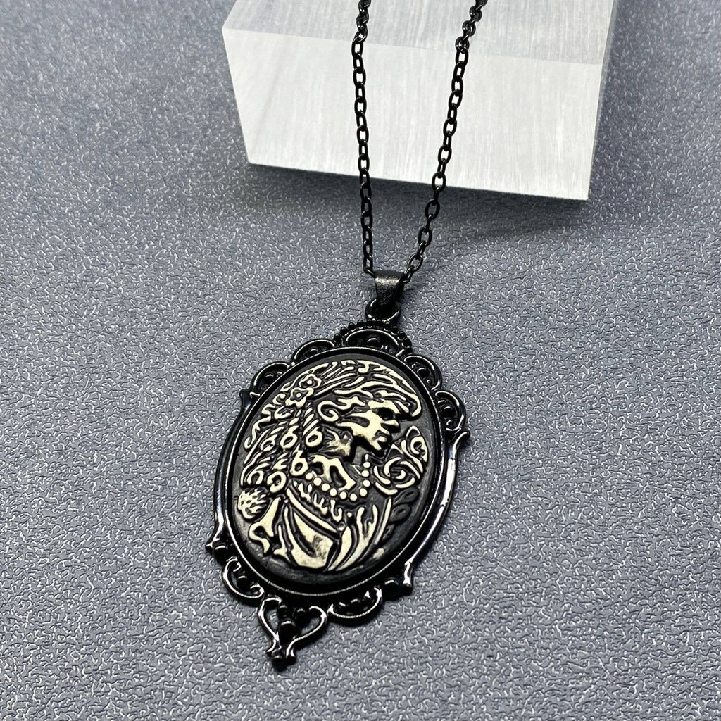 Gothic Style Pendant Black Necklace - GT