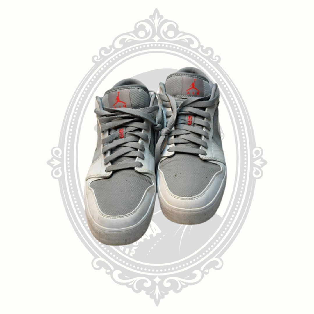 Air Jordan Series ES Men's Sneakers Size 11 Gray White Red Replacement Insoles