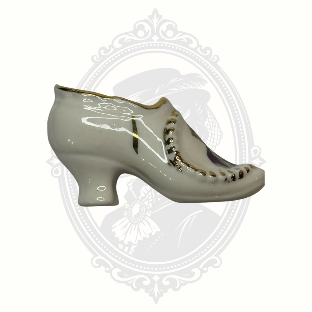 Vintage George Washington Porcelain Shoe Figurine Mount Vernon Souvenir