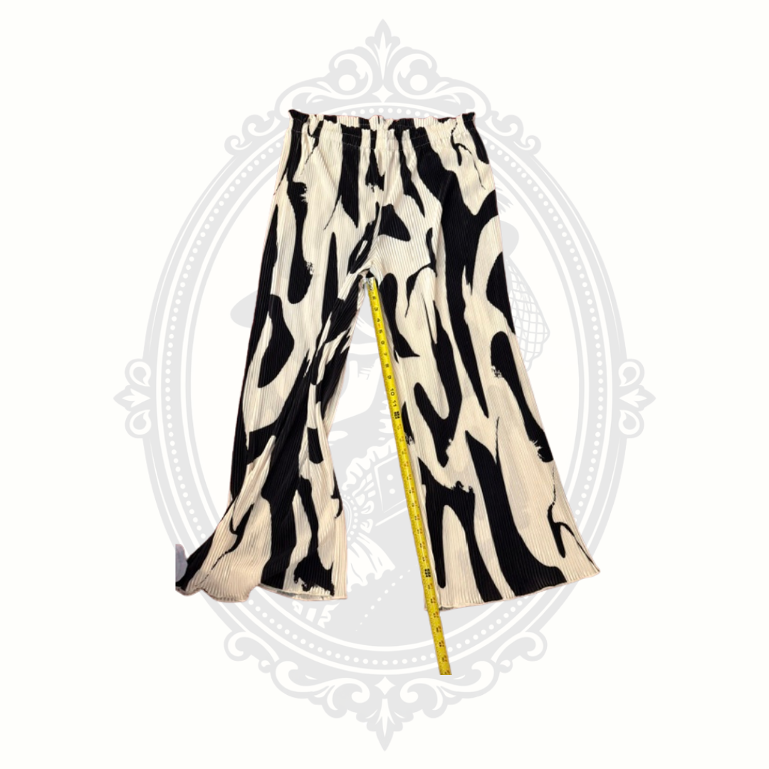 SHEIN CURVE Women's 1XL Pleated Wide Leg Pants Black White Abstract Print