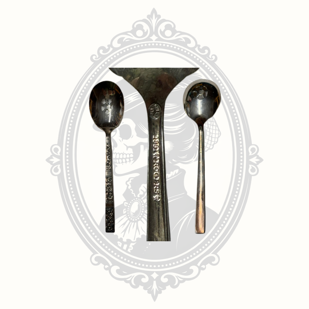 Vintage 1881 Rogers Venetian Garden Silverplate Baby Bowl & Spoon Set with Original Guarantee Card