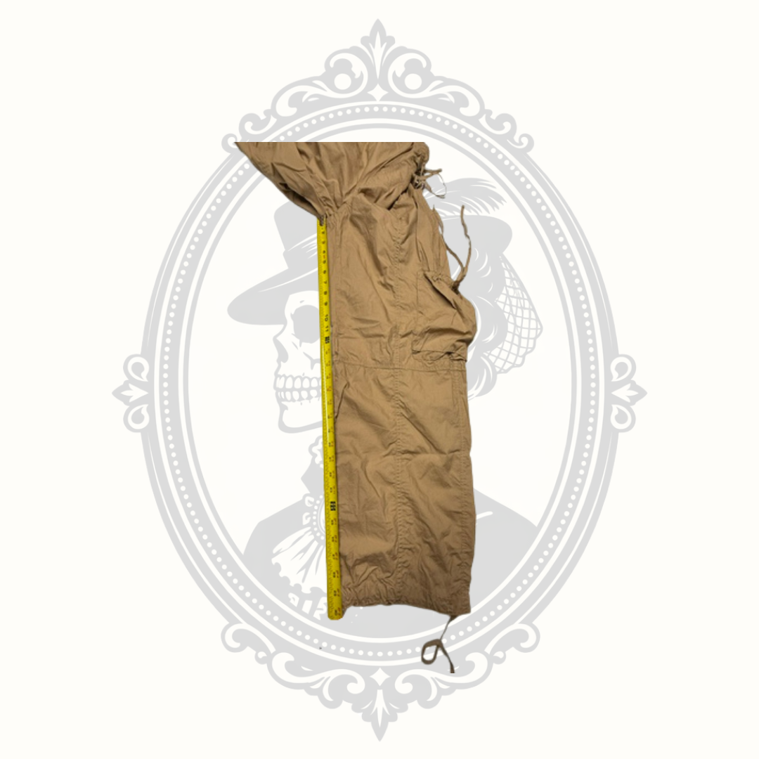 Abercrombie & Fitch Tan Cargo Pants – Women's Medium Regular