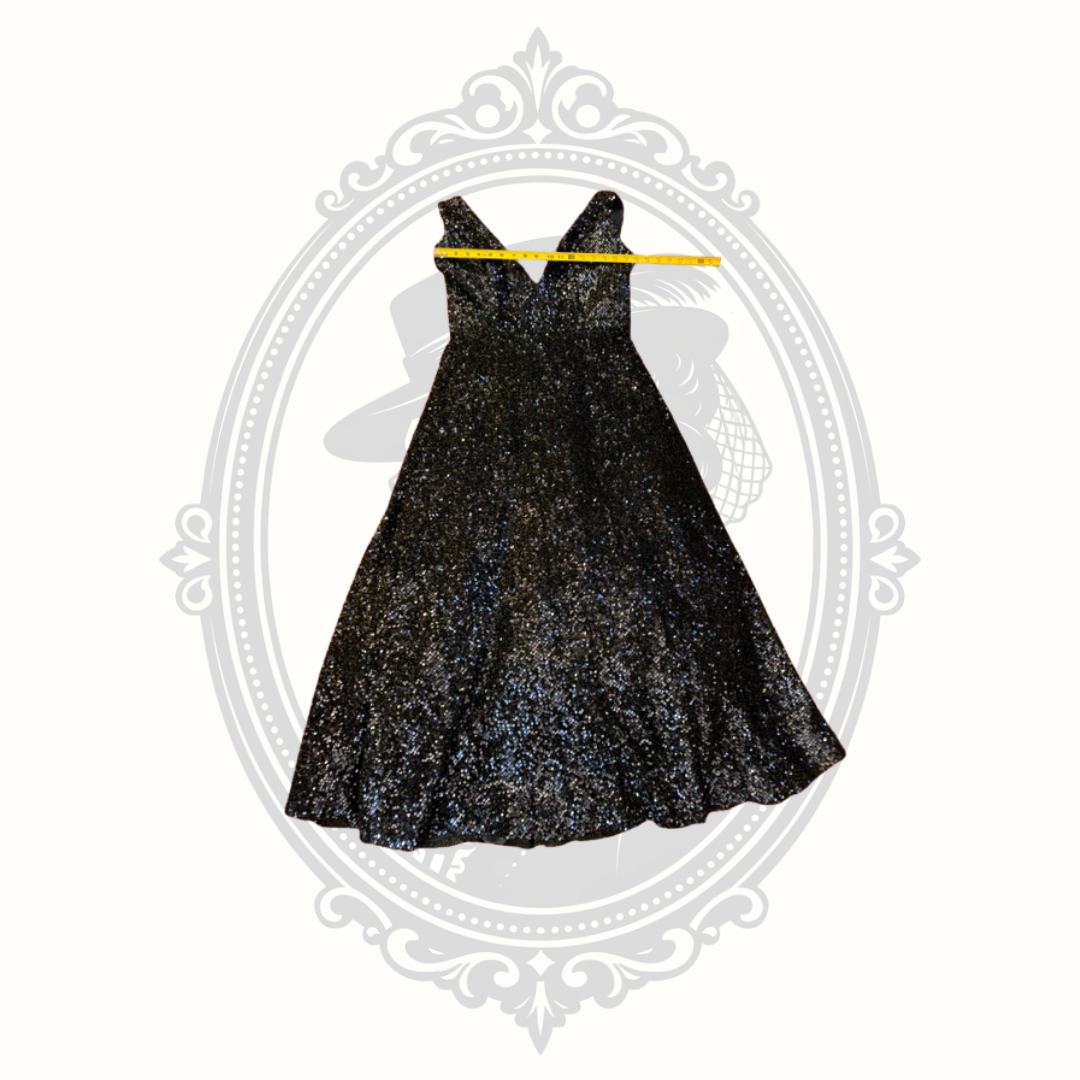 Blush Prom by Alexia navy blue sequin sleeveless V-neck formal gown, women's size 16.