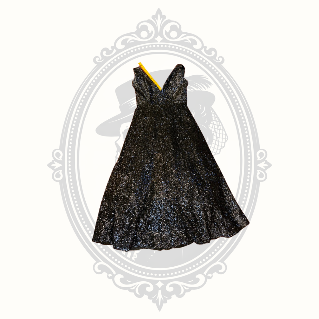 Blush Prom by Alexia navy blue sequin sleeveless V-neck formal gown, women's size 16.