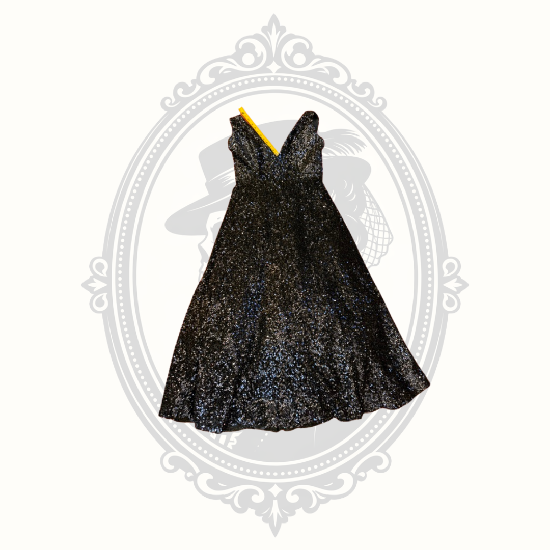 Blush Prom by Alexia navy blue sequin sleeveless V-neck formal gown, women's size 16.