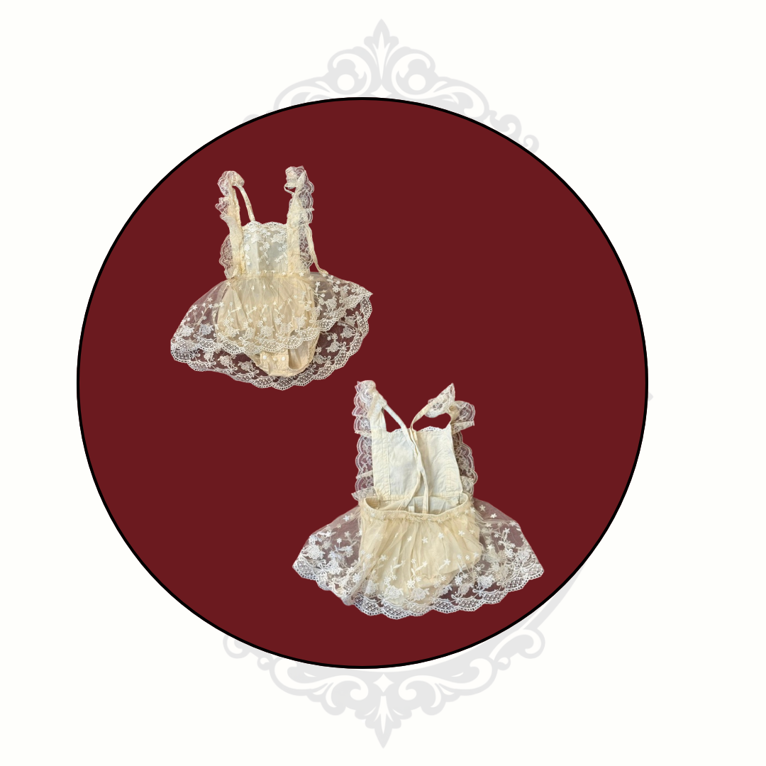 Baby Girl Cream Lace Ruffle Romper Size 90 (Approx. 18–24 Months) – Embroidered Floral Overlay