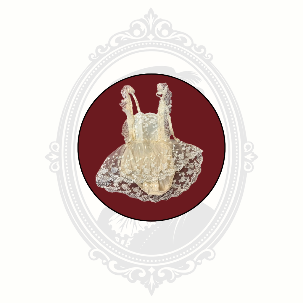 Baby Girl Cream Lace Ruffle Romper Size 90 (Approx. 18–24 Months) – Embroidered Floral Overlay