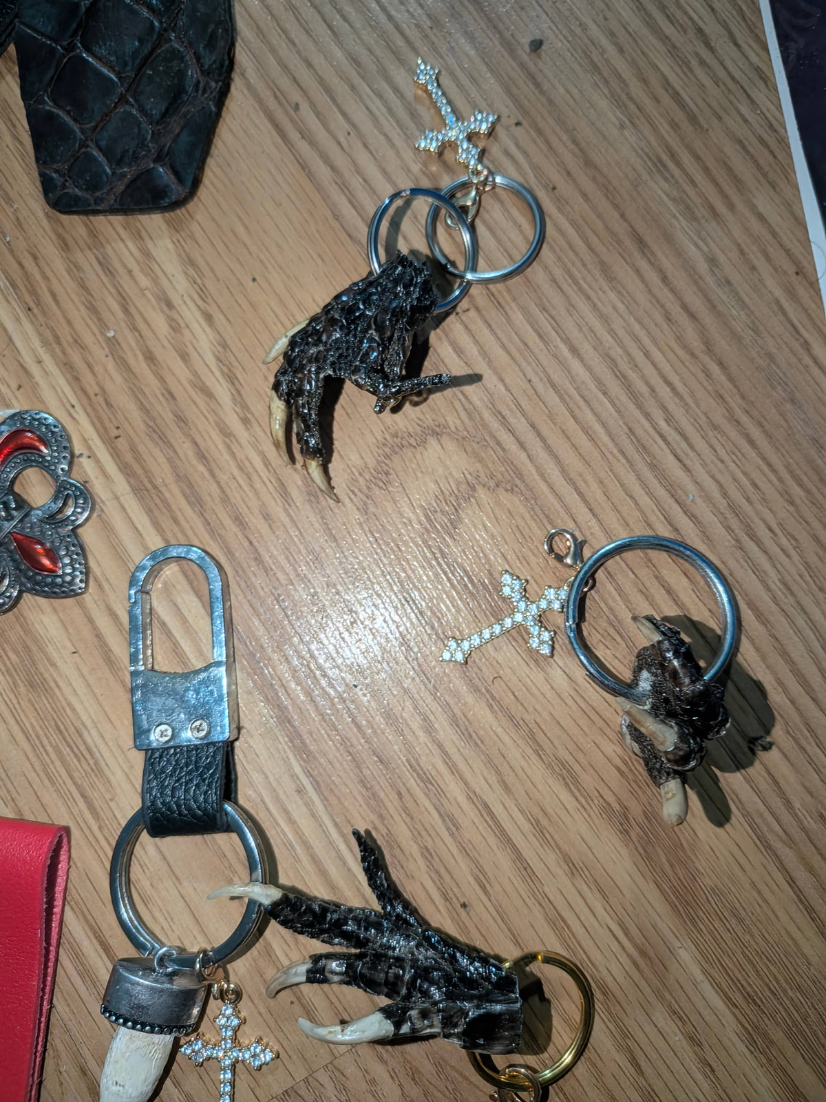 Genuine Louisiana Alligator Keychains – Tooth, Foot & Natural Curiosity Charms