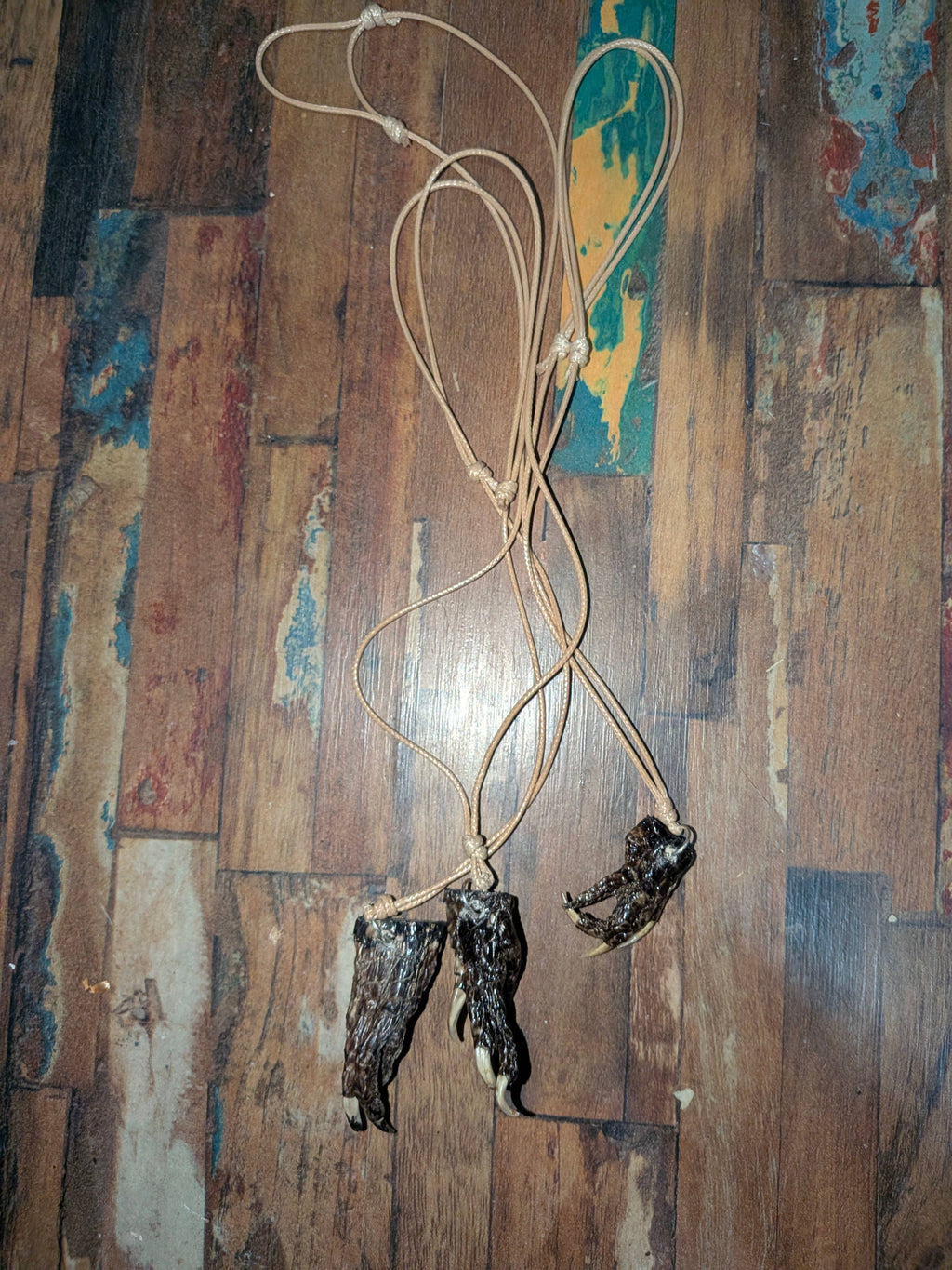 Genuine Louisiana Alligator Paw Necklace – Handcrafted Bayou Oddity Jewelry