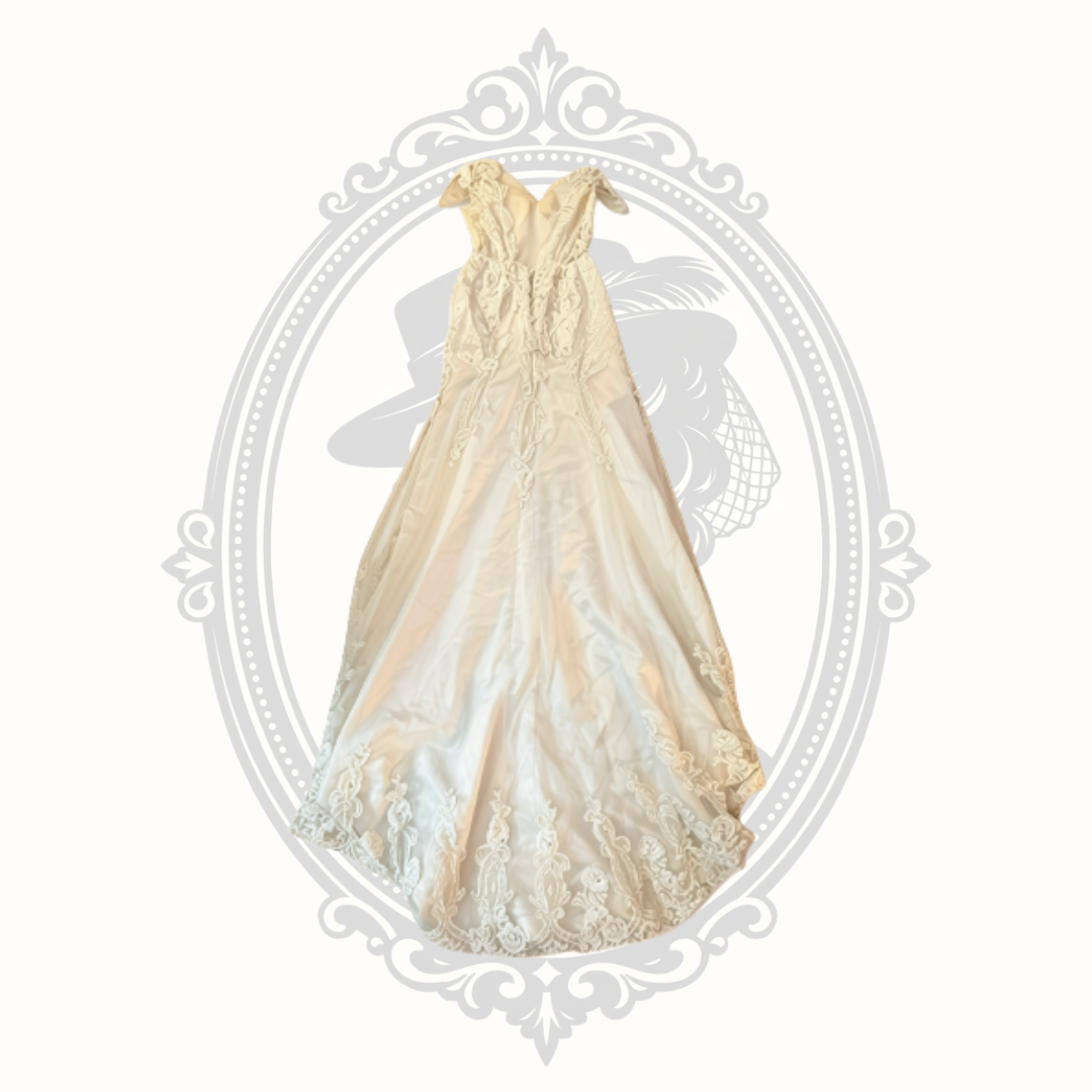 Ivory Lace High-Low Wedding Bridal Gown with Train – Altered – Size Small