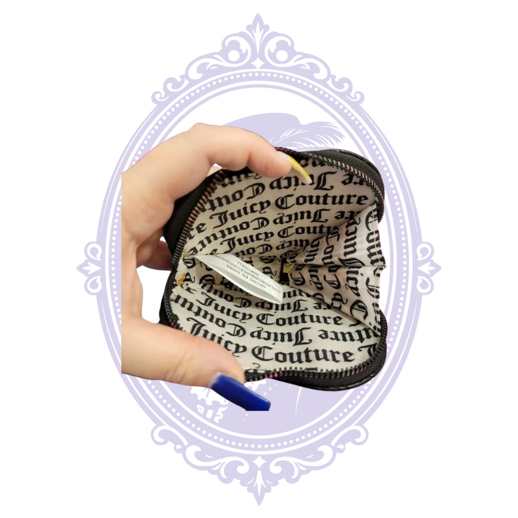 Juicy Couture black embossed heart wristlet, detail photo 3