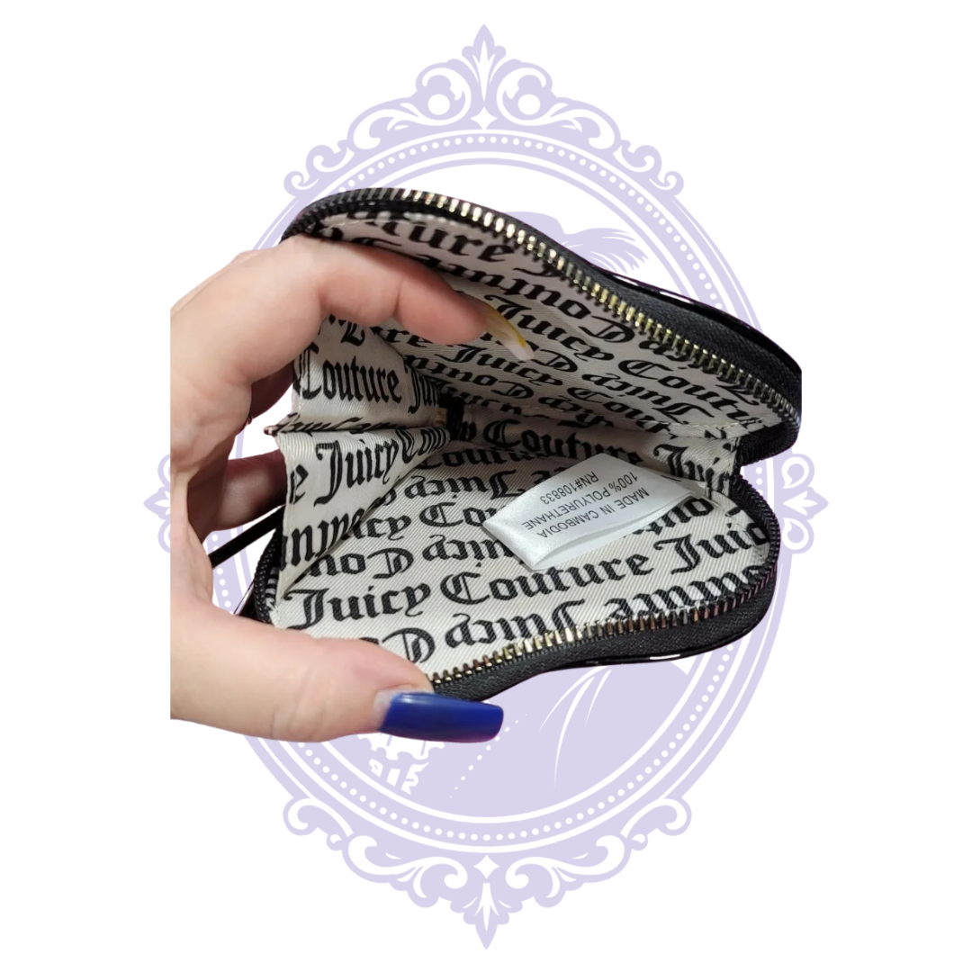 Juicy Couture black patent-look heart wristlet, photograph 4