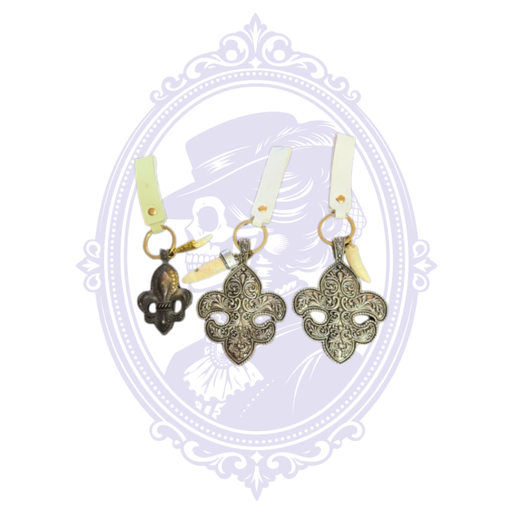 Louisiana Natural Curiosity Keychains – Alligator Tooth, Foot, Nutria Tooth & Charms