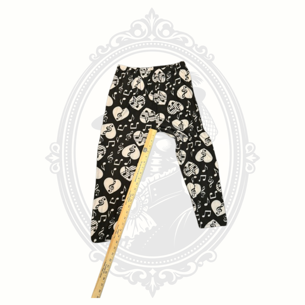 Black Music Note Heart Print Capri Leggings | Women's M/L Approx.