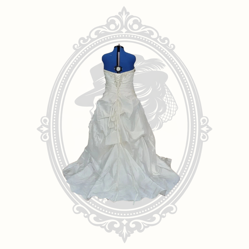 Private Collection Ivory Beaded Corset Wedding Gown – Size 20