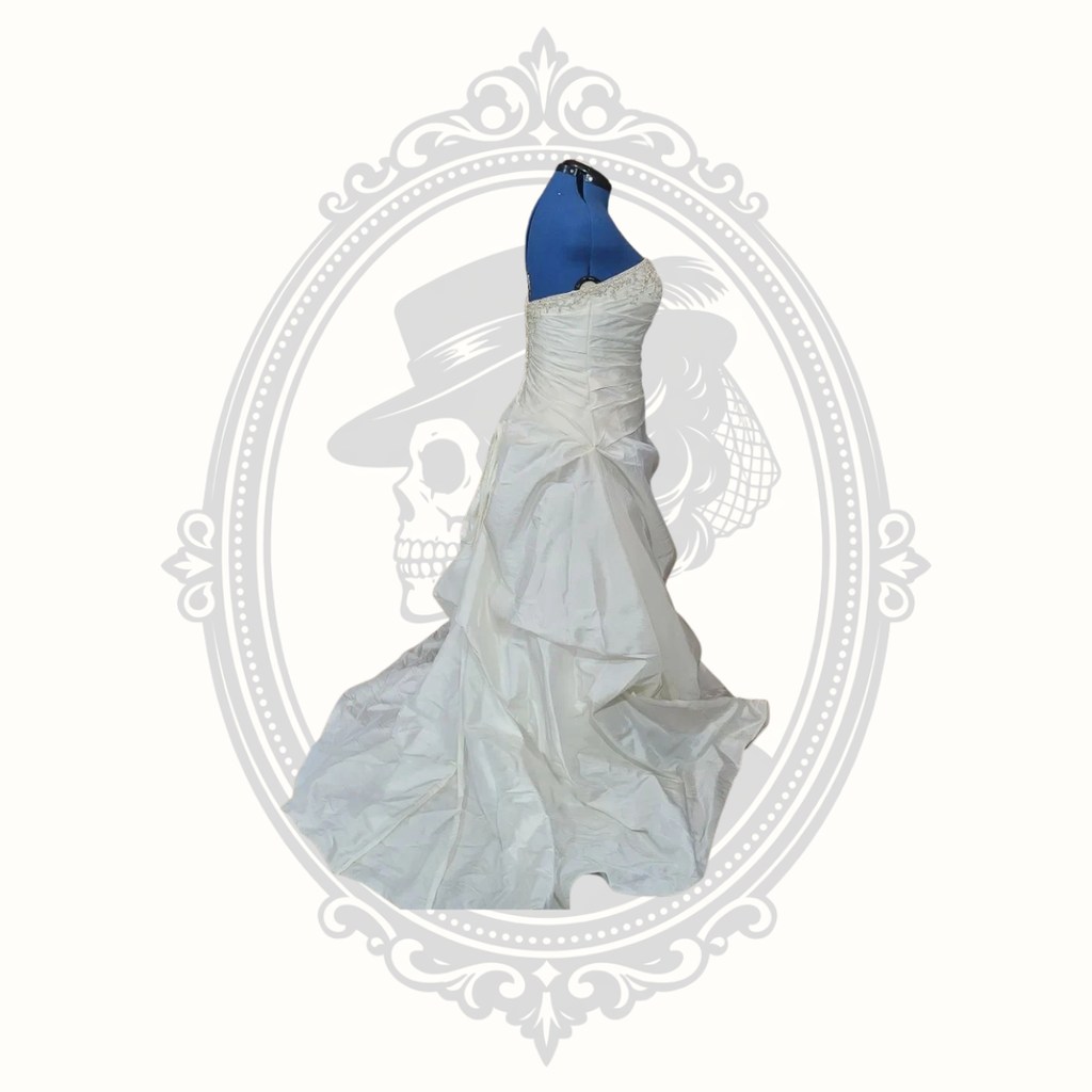 Private Collection Ivory Beaded Corset Wedding Gown – Size 20