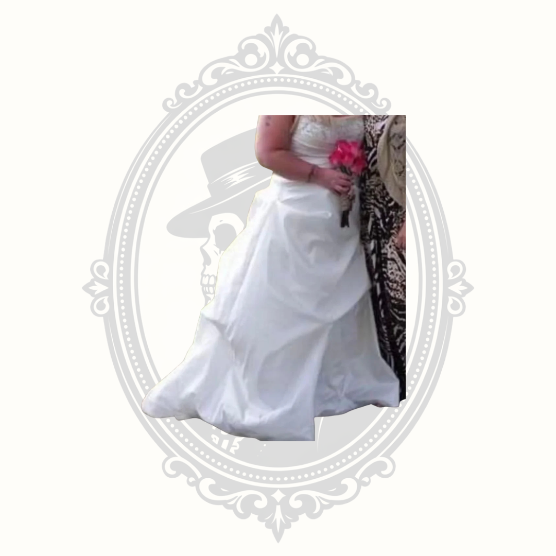 Private Collection Ivory Beaded Corset Wedding Gown – Size 20