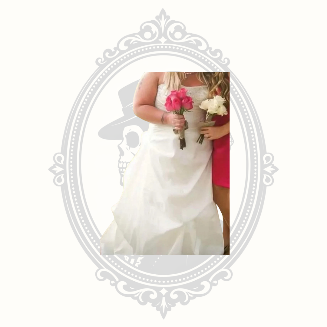 Private Collection Ivory Beaded Corset Wedding Gown – Size 20