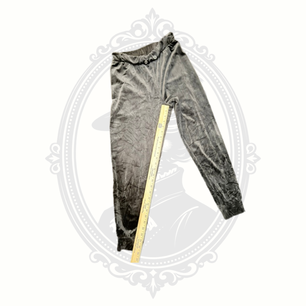 No Boundaries Black Velour Jogger Lounge Pants Love Graphic Back Women's Small