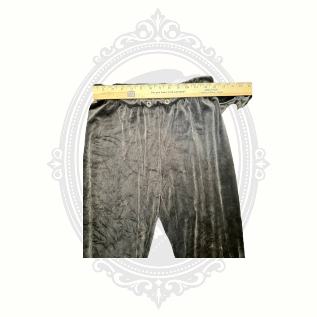 No Boundaries Black Velour Jogger Lounge Pants Love Graphic Back Women's Small