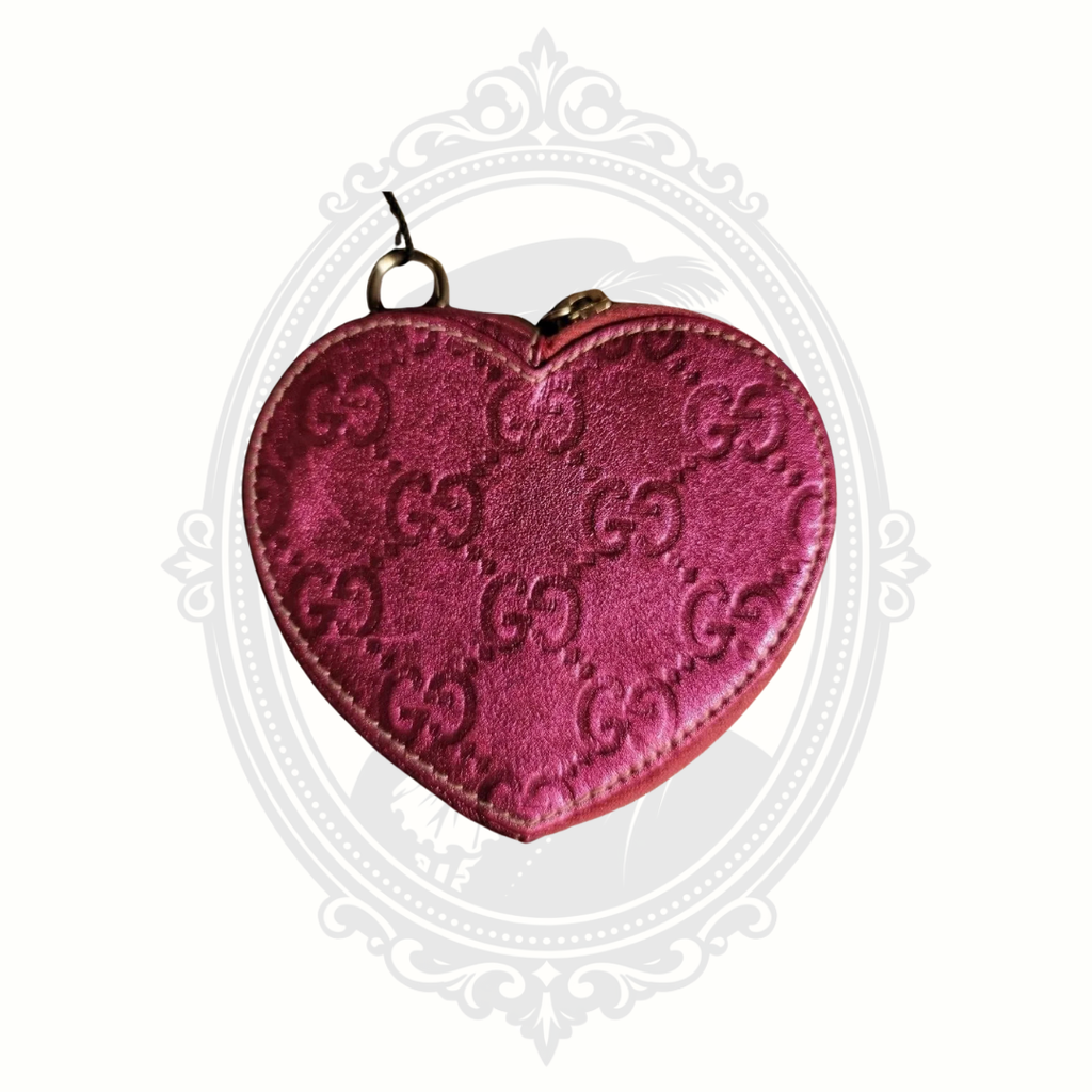 Vintage Gucci Guccissima Heart Coin Purse – Metallic Purple Embossed Leather – GG Monogram Zip Wallet – Made in Italy